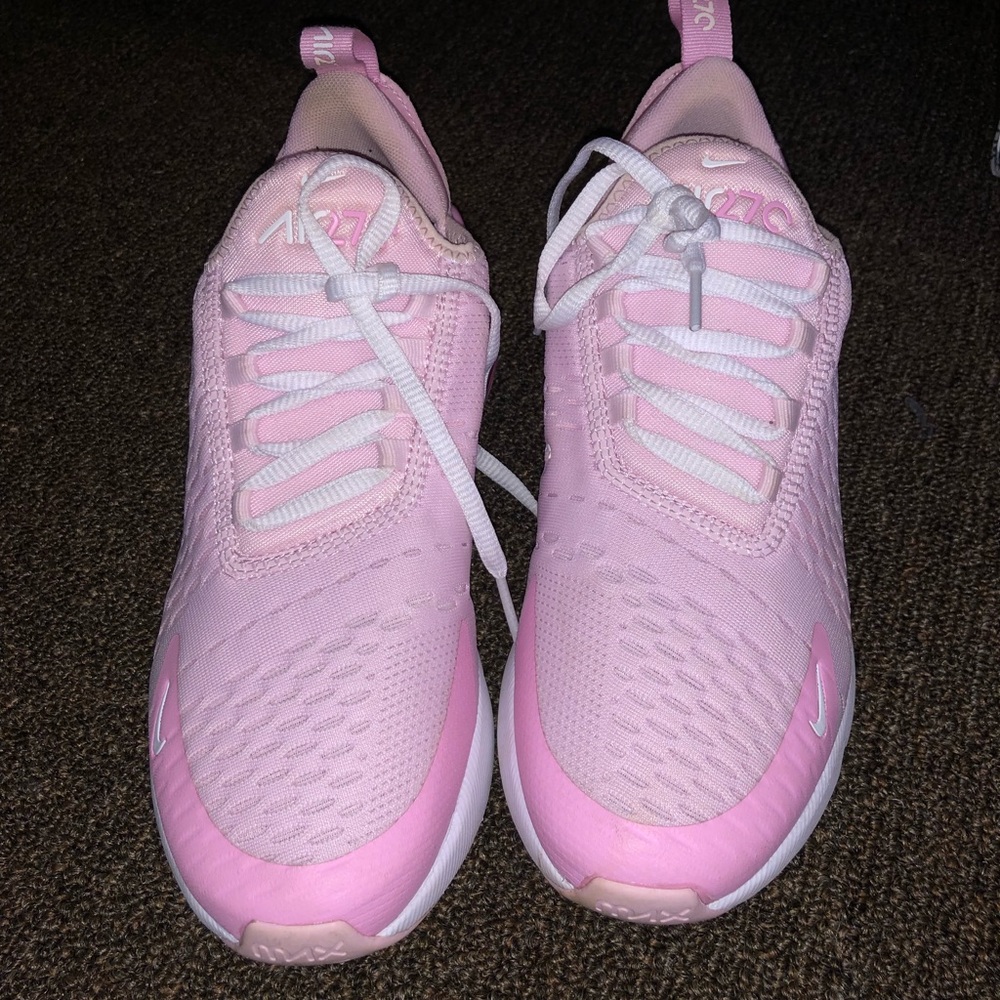 Nike Air Max 270